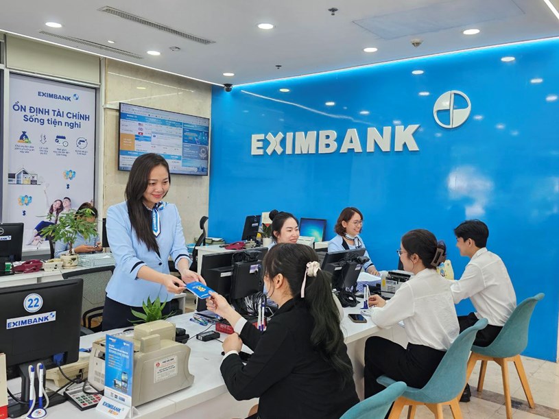 G&oacute;i chuyển tiền Efee với những ưu đ&atilde;i đặc biệt từ Eximbank mang đến nhiều lợi &iacute;ch cho doanh nghiệp SME, gi&uacute;p tiết kiệm tối đa chi ph&iacute;