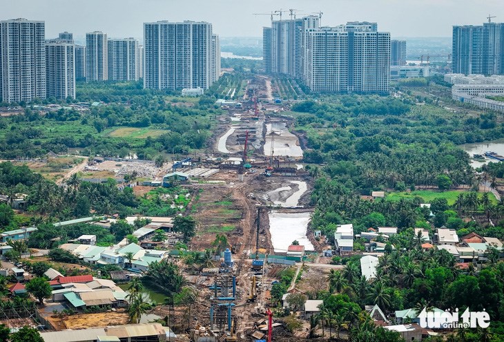 Từ nay đến th&aacute;ng 8-2024, dự &aacute;n v&agrave;nh đai 3 TP.HCM c&oacute; c&aacute;t để gia tải - Ảnh: CH&Acirc;U TUẤN