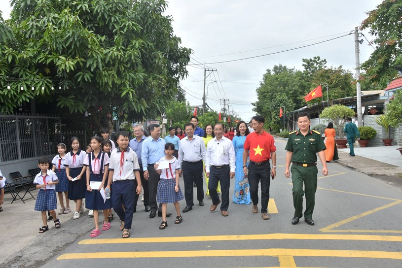 Tuyến "Đường cờ Tổ quốc - đường Nguyễn Thị R&agrave;nh"