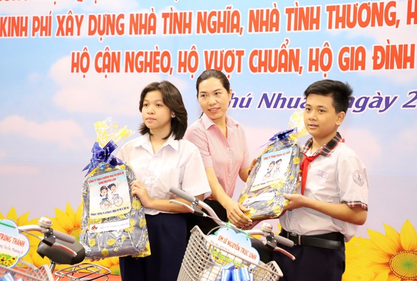 TP HCM: Th&#234;m 1 quận kh&#244;ng c&#242;n hộ ngh&#232;o theo chuẩn ngh&#232;o đa chiều - Ảnh 2