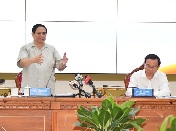 Thủ tướng Phạm Minh Ch&#237;nh: Đầu tư cho TPHCM 1 đồng sẽ tăng 3-4 đồng - Ảnh 2