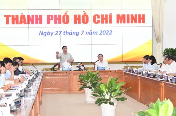 Thủ tướng Phạm Minh Ch&#237;nh: Đầu tư cho TPHCM 1 đồng sẽ tăng 3-4 đồng - Ảnh 1