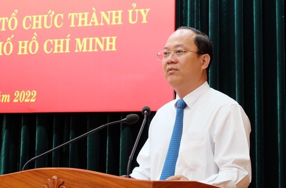 Phó Bí thư Thành ủy TPHCM Nguyễn Hồ Hải phát biểu tại hội nghị. Ảnh: THU HƯỜNG