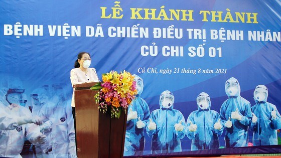 Chủ tịch HĐND TPHCM Nguyễn Thị Lệ ph&aacute;t biểu tại buổi lễ.&nbsp;Ảnh: DŨNG PHƯƠNG