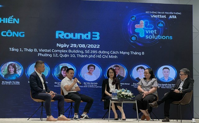 C&aacute;c diễn giả tại Hội thảo"Thăm kh&aacute;m sức khỏe start-up" - hoạt động b&ecirc;n lề của cuộc thi Viet Solutions 2022 - Ảnh: VGP/Minh Thi