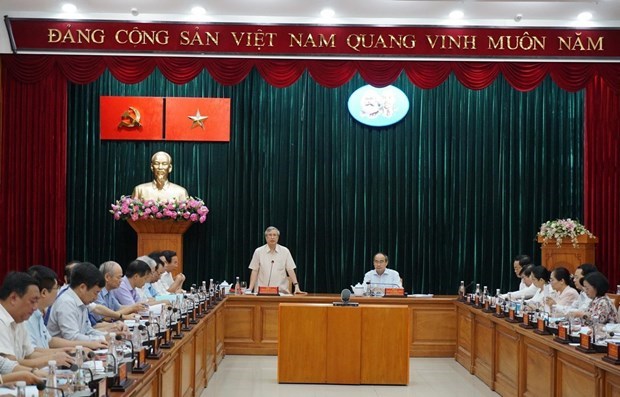 Đo&agrave;n Tiểu ban Văn kiện Đại hội XIII do &ocirc;ng Trần Quốc Vượng, Ủy vi&ecirc;n Bộ Ch&iacute;nh trị, Thường trực Ban B&iacute; thư, Ph&oacute; Trưởng Bộ phận thường trực Tiểu ban Văn kiện Đại hội XIII đ&atilde; l&agrave;m việc với Ban Thường vụ Th&agrave;nh ủy Th&agrave;nh phố Hồ Ch&iacute; Minh. (Nguồn: TTXVN)