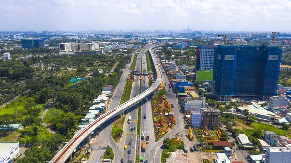 Tuyến metro số 1 ho&agrave;n th&agrave;nh sẽ gi&uacute;p việc đi lại giữa Khu đ&ocirc; thị s&aacute;ng tạo v&agrave; trung t&acirc;m TP.HCM được thuận tiện hơn - Ảnh: QUANG ĐỊNH