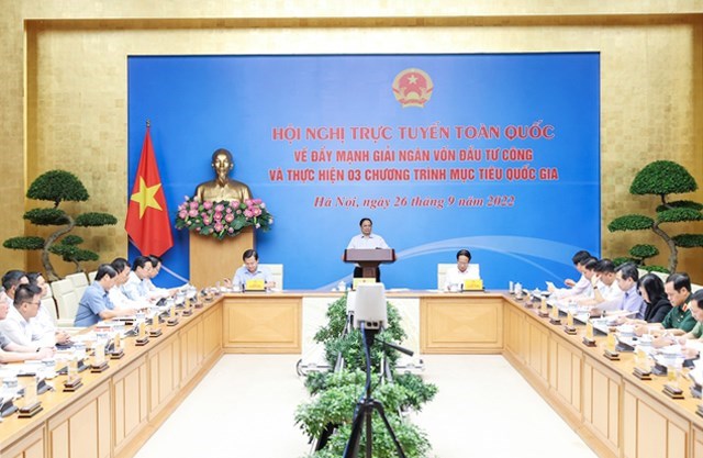 Thủ tướng Ch&iacute;nh phủ Phạm Minh Ch&iacute;nh chủ tr&igrave; hội nghị. (Ảnh: VGP)