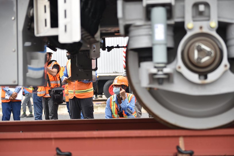 Đo&agrave;n t&agrave;u metro số 1 gồm 3 toa - Ảnh: NGỌC PHƯỢNG