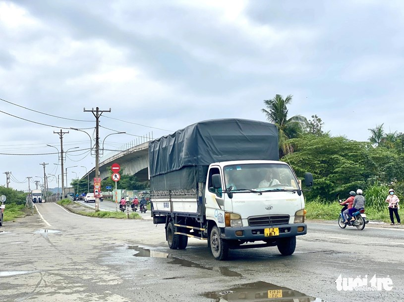 Thời gian qua, việc th&iacute; điểm phạt nguội xe qu&aacute; tải ở TP.HCM ph&aacute;t huy hiệu quả, giảm vi phạm - Ảnh: THU DUNG &nbsp;