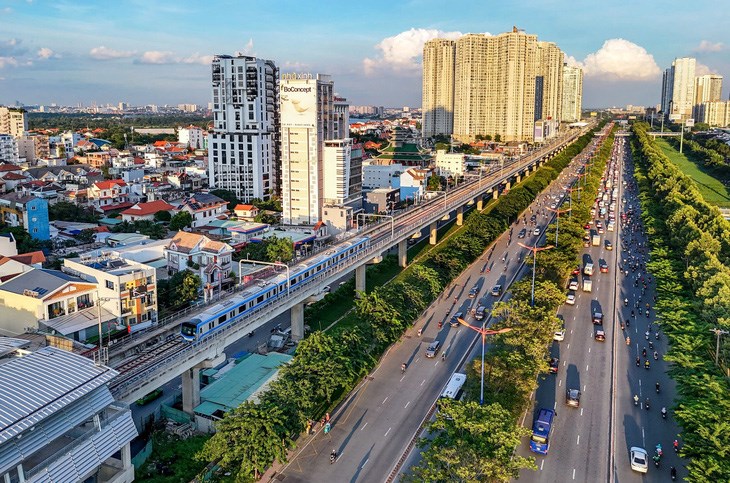 TP.HCM triển khai l&agrave;m TOD dọc tuyến metro v&agrave; v&agrave;nh đai theo nghị quyết 98. Trong đ&oacute;, dọc tuyến metro số 1 c&oacute; điều kiện tốt để ph&aacute;t triển - Ảnh: CH&Acirc;U TUẤN