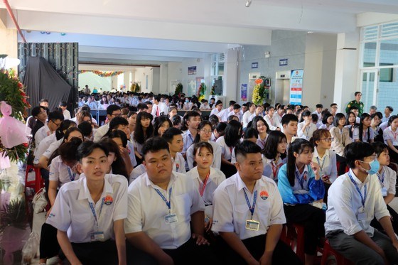 Năm nay, HV C&aacute;n bộ TPHCM tuyển 478&nbsp; sinh vi&ecirc;n đại học ch&iacute;nh quy 5 chuy&ecirc;n ng&agrave;nh