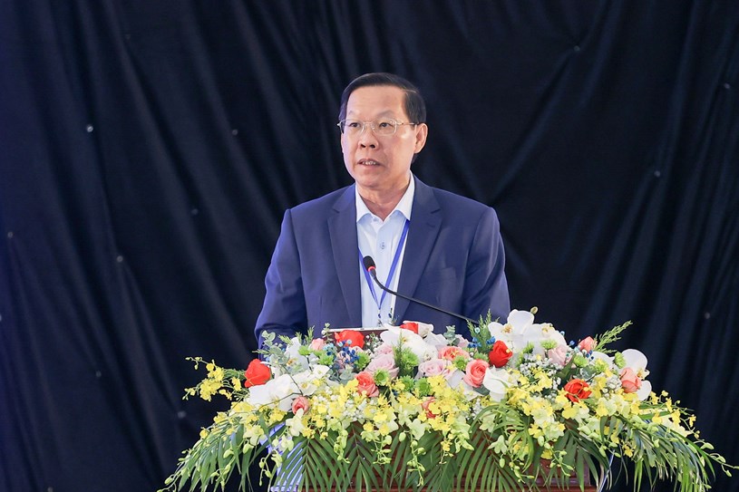 Chủ tịch UBND TPHCM Phan Văn M&atilde;i đề xuất h&igrave;nh th&agrave;nh Quỹ ph&aacute;t triển hạ tầng giao th&ocirc;ng v&ugrave;ng với nguồn vốn hỗn hợp - Ảnh: VGP/Nhật Bắc