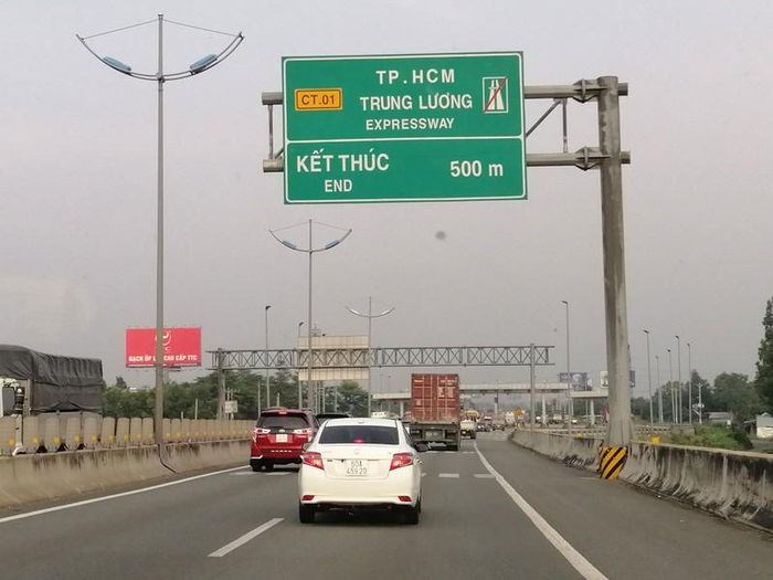 Cao tốc TP.HCM - Trung Lương đ&atilde; được sửa chữa xong, tạo thuận lợi cho c&aacute;c xe lưu th&ocirc;ng. Ảnh: THU TRINH