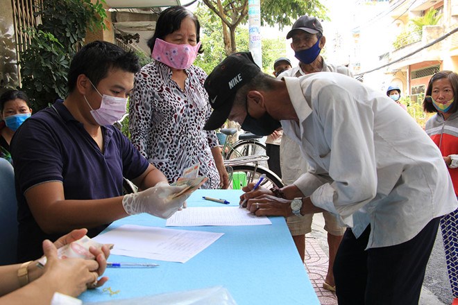 TP. Hồ Ch&#237; Minh bổ sung dự to&#225;n hơn 332 tỷ đồng hỗ trợ đối tượng kh&#243; khăn do dịch Covid-19