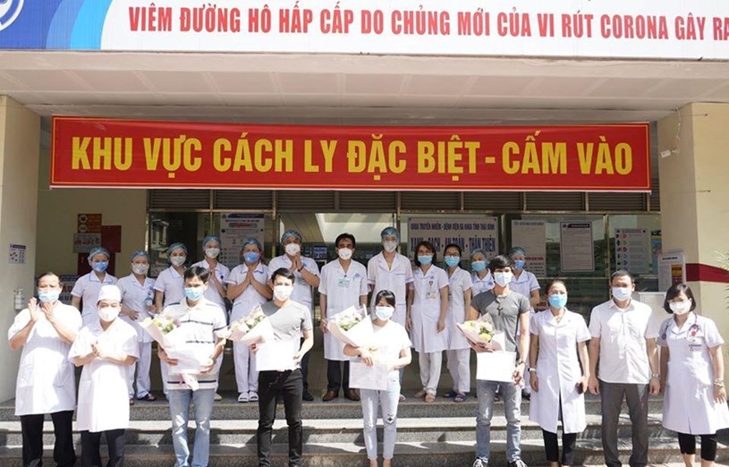 Bộ Ch&#237;nh trị ra kết luận về việc khắc phục t&#225;c động của dịch COVID-19