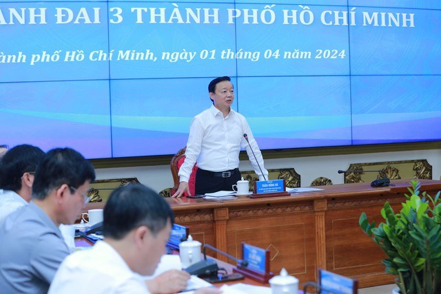 Ph&oacute; Thủ tướng Trần Hồng H&agrave; tại cuộc họp về bảo đảm nguồn vật liệu cho Dự &aacute;n đầu tư x&acirc;y dựng đường V&agrave;nh đai 3 TPHCM