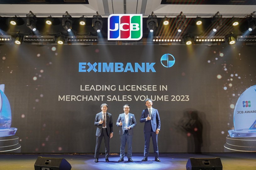 Eximbank khẳng định bước tiến mạnh mẽ v&agrave; bền vững trong việc ph&aacute;t triển c&aacute;c sản phẩm thẻ