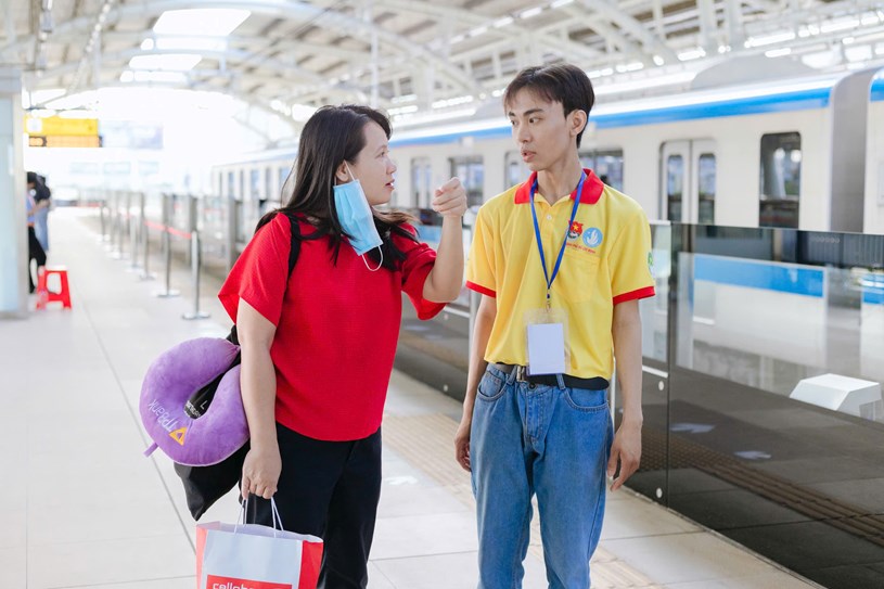 TP. HCM: Hơn 1.000 t&#236;nh nguyện vi&#234;n đồng h&#224;nh c&#249;ng người d&#226;n trải nghiệm tuyến Metro số 1 - Ảnh 1