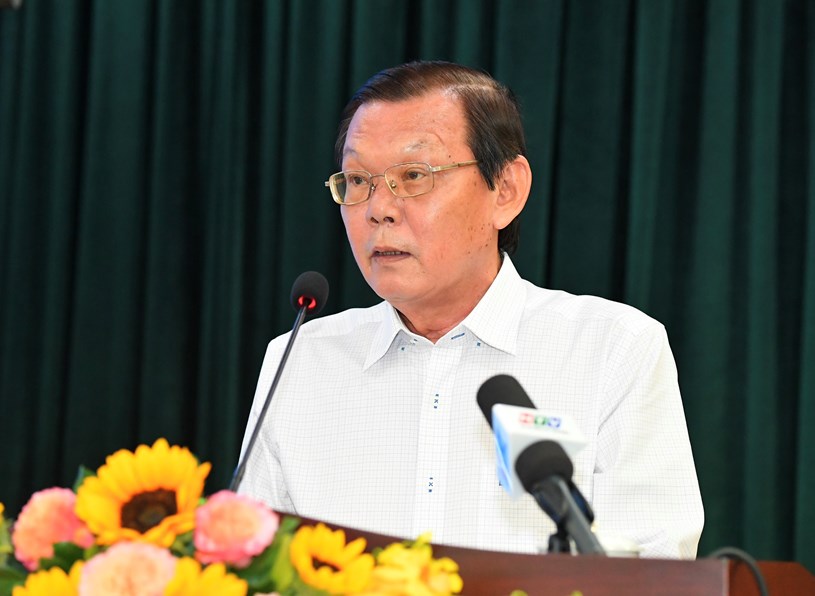 Chủ tịch Hội Nhà báo TPHCM Nguyễn Tấn Phong phát động phong trào thi đua “Xây dựng môi trường văn hóa trong các cơ quan báo chí” tại TPHCM năm 2024. Ảnh: VIỆT DŨNG