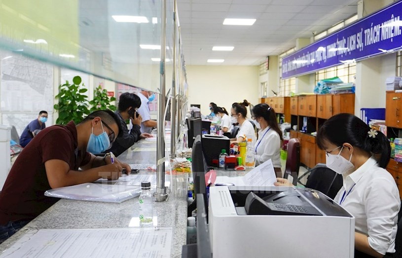 Giải quyết hồ sơ thủ tục hành chính cho người dân tại Bộ phận tiếp nhận và trả kết quả hồ sơ của UBND quận Gò Vấp