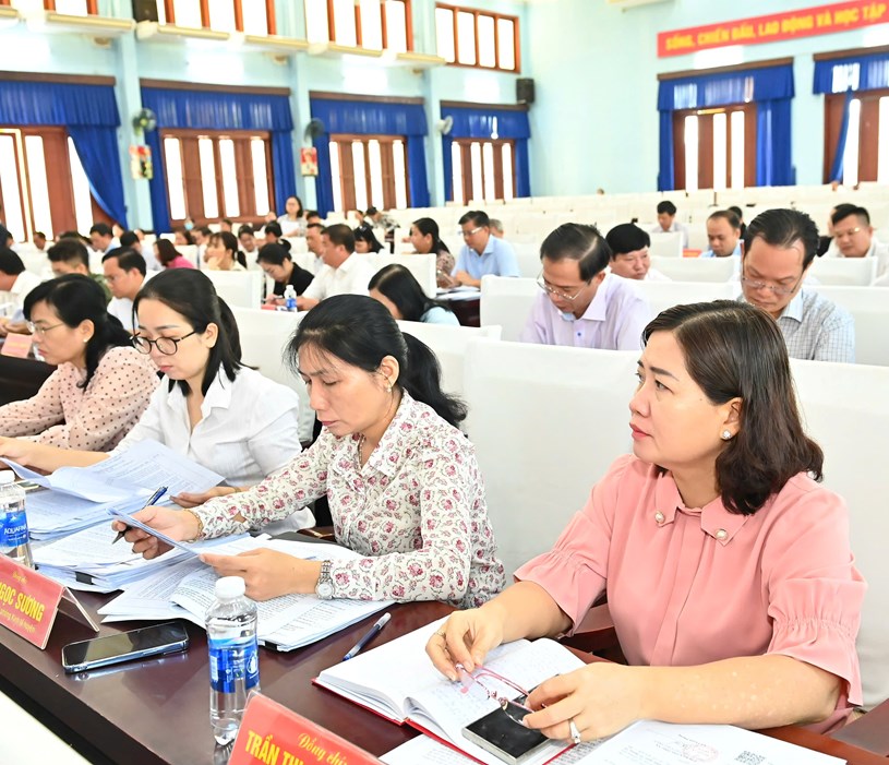 Đại biểu dự hội nghị. Ảnh: VIỆT DŨNG