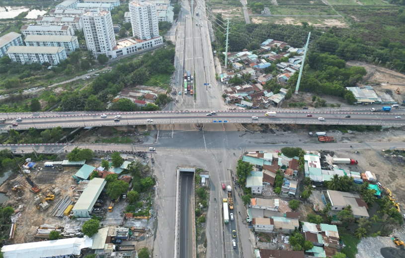 N&uacute;t giao th&ocirc;ng Mỹ Thủy nh&igrave;n từ tr&ecirc;n cao.&nbsp;