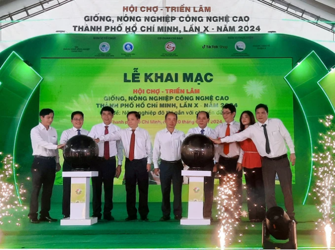 Lễ khai mạc Hội chợ - Triển l&atilde;m&nbsp;giống, n&ocirc;ng nghiệp c&ocirc;ng nghệ cao TPHCM lần X năm 2024.