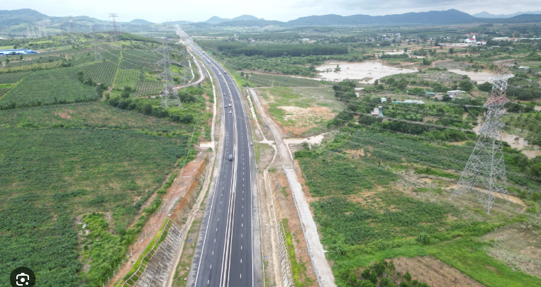 Hội đồng thẩm định liên ngành cho biết báo cáo tiền khả thi cao tốc TP.HCM - Mộc Bài đủ điều kiện để được thông qua