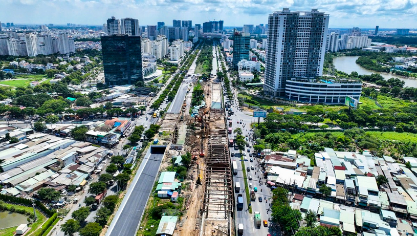 Dự &aacute;n sau khi ho&agrave;n tất, đưa v&agrave;o hoạt động sẽ g&oacute;p phần l&agrave;m giảm t&igrave;nh trạng &ugrave;n tắc tại khu vực n&uacute;t giao th&ocirc;ng&nbsp;cửa ng&otilde; ph&iacute;a Nam TPHCM. Đồng thời, tạo ra sự th&ocirc;ng tho&aacute;ng cho con đường huyết mạch kết nối khu trung t&acirc;m TPHCM với huyện Nh&agrave; B&egrave; v&agrave; cảng Hiệp Phước.