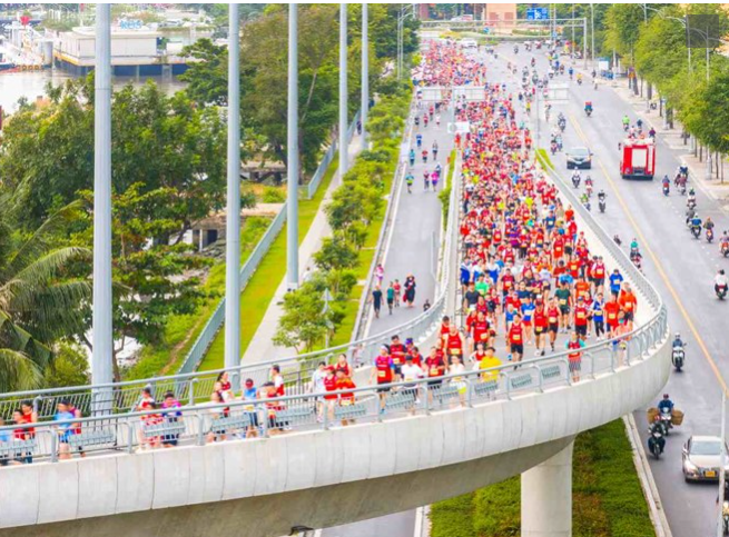 Các vận động viên dự Giải marathon quốc tế sắp tới sẽ chạy trên những cung đường đẹp nhất tại TPHCM. Ảnh: Sunris