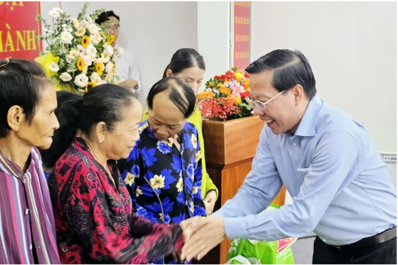 Chủ tịch UBND TPHCM Phan Văn M&#227;i: Ph&#225;t huy t&#236;nh l&#224;ng nghĩa x&#243;m, chung tay x&#226;y dựng ấp - Ảnh 1