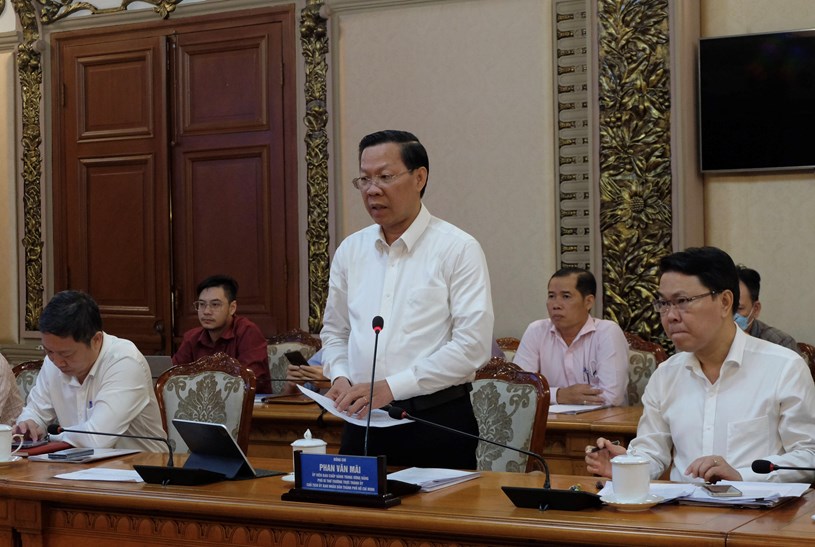 Chủ tịch UBND TP Phan Văn M&atilde;i kết luận cuộc họp.&nbsp;