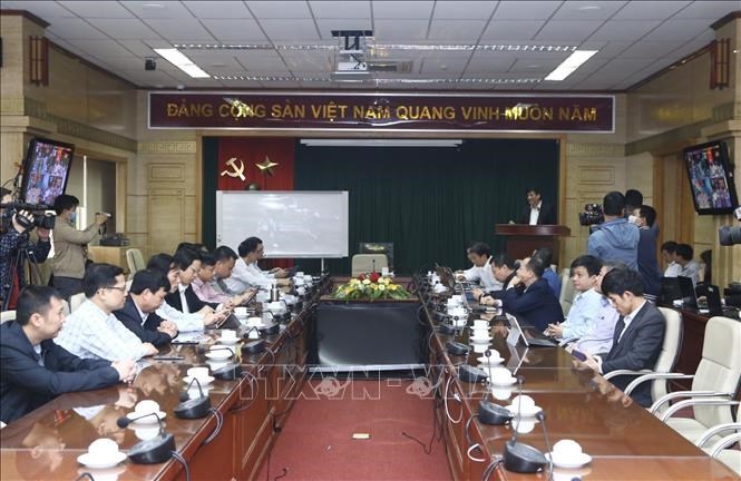 Quang cảnh Hội nghị&nbsp;trực tuyến tập huấn về ứng dụng c&ocirc;ng nghệ th&ocirc;ng tin trong c&ocirc;ng t&aacute;c ph&ograve;ng chống dịch Covid-19 - Ảnh: TTXVN