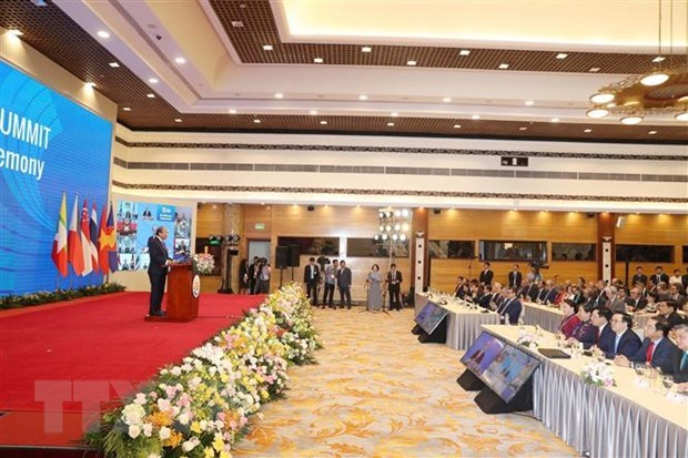 Thủ tướng Nguyễn Xu&acirc;n Ph&uacute;c, Chủ tịch ASEAN 2020 ph&aacute;t biểu khai mạc Hội nghị Cấp cao ASEAN lần thứ 36. (Ảnh: Trọng Đức/TTXVN)