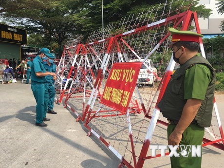 Quy định về chi ph&#237; c&#225;ch ly v&#224; kh&#225;m, chữa bệnh ph&#242;ng, chống COVID-19