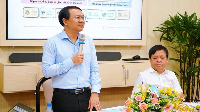 Gi&aacute;m đốc Sở Th&ocirc;ng tin v&agrave; Truyền th&ocirc;ng nhấn mạnh c&aacute;c vấn đề về Trung t&acirc;m Điều h&agrave;nh Đ&ocirc; thị Th&ocirc;ng minh