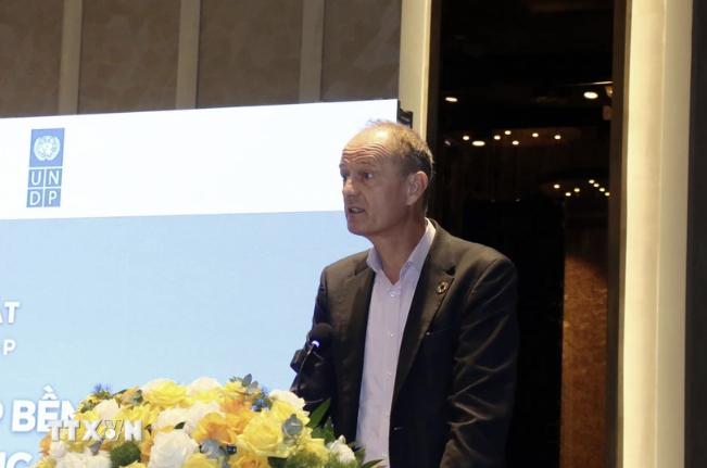 &Ocirc;ng Patrick Haverman, Ph&oacute; Trưởng đại diện thường tr&uacute; UNDP Việt Nam, ph&aacute;t biểu tại Hội thảo. (Ảnh: Tiến Lực/TTXVN)