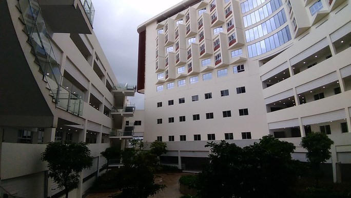 Bệnh viện n&agrave;y được thiết kế theo m&ocirc; h&igrave;nh bệnh viện Singapore