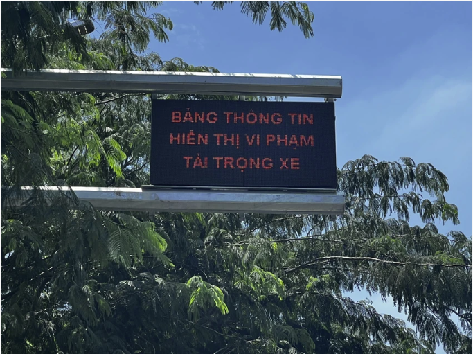 TP.HCM ch&iacute;nh thức phạt nguội xe qu&aacute; tải từ h&ocirc;m nay. Ảnh: Đ&Agrave;O TRANG