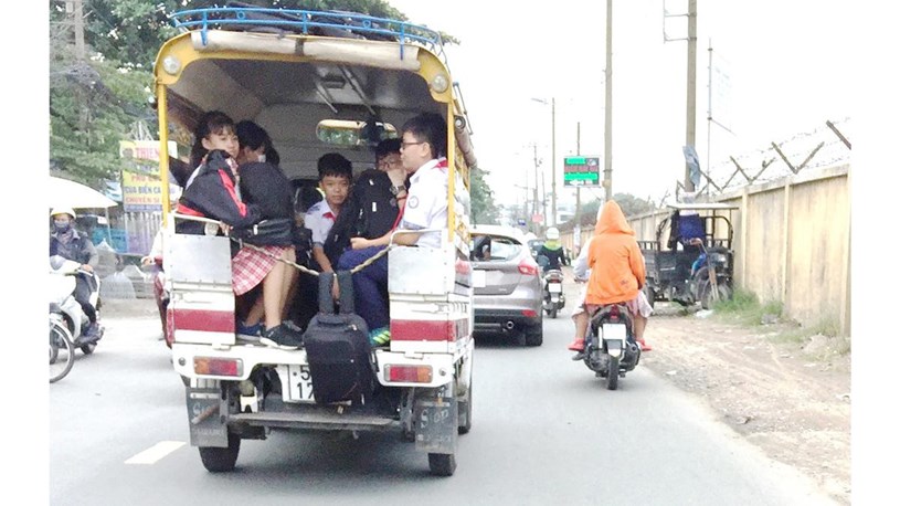 Siết chặt quy tr&#236;nh đưa đ&#243;n học sinh bằng dịch vụ xe đưa rước tại TP. Hồ Ch&#237; Minh